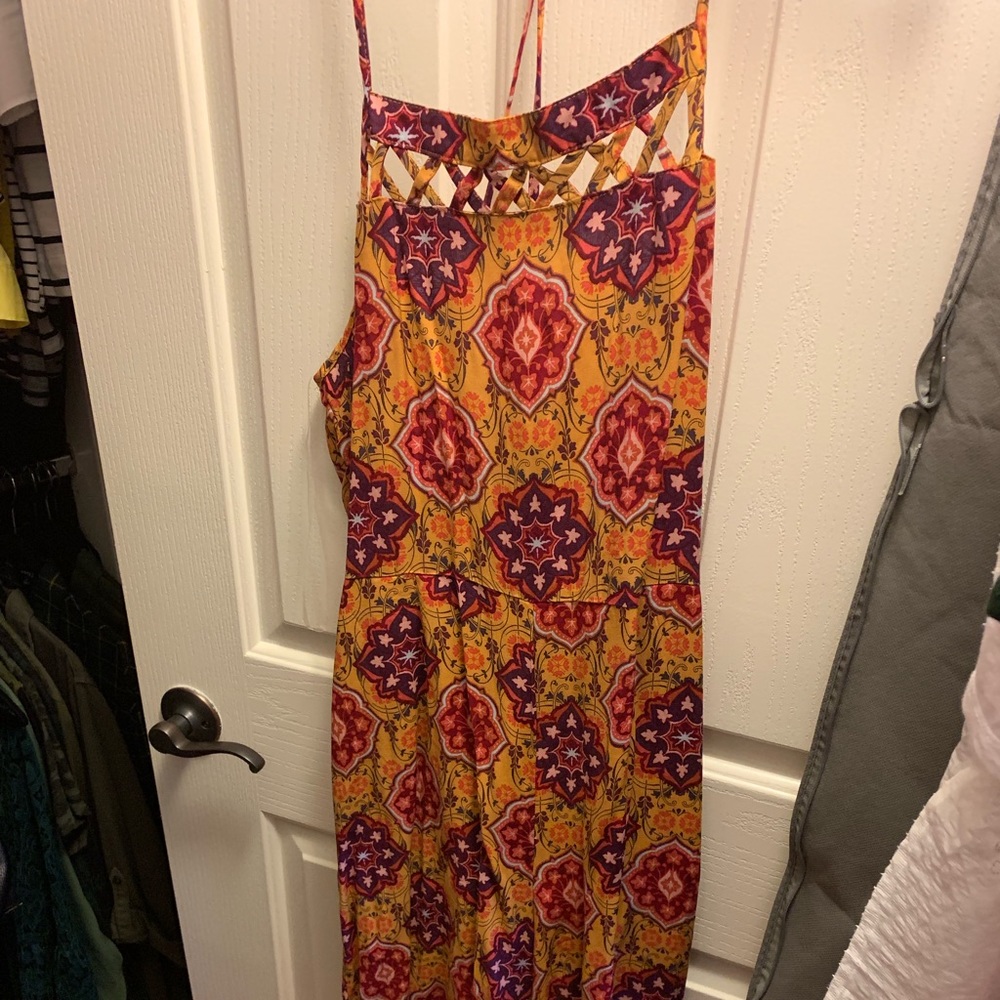 Romper - Picture 2 of 3